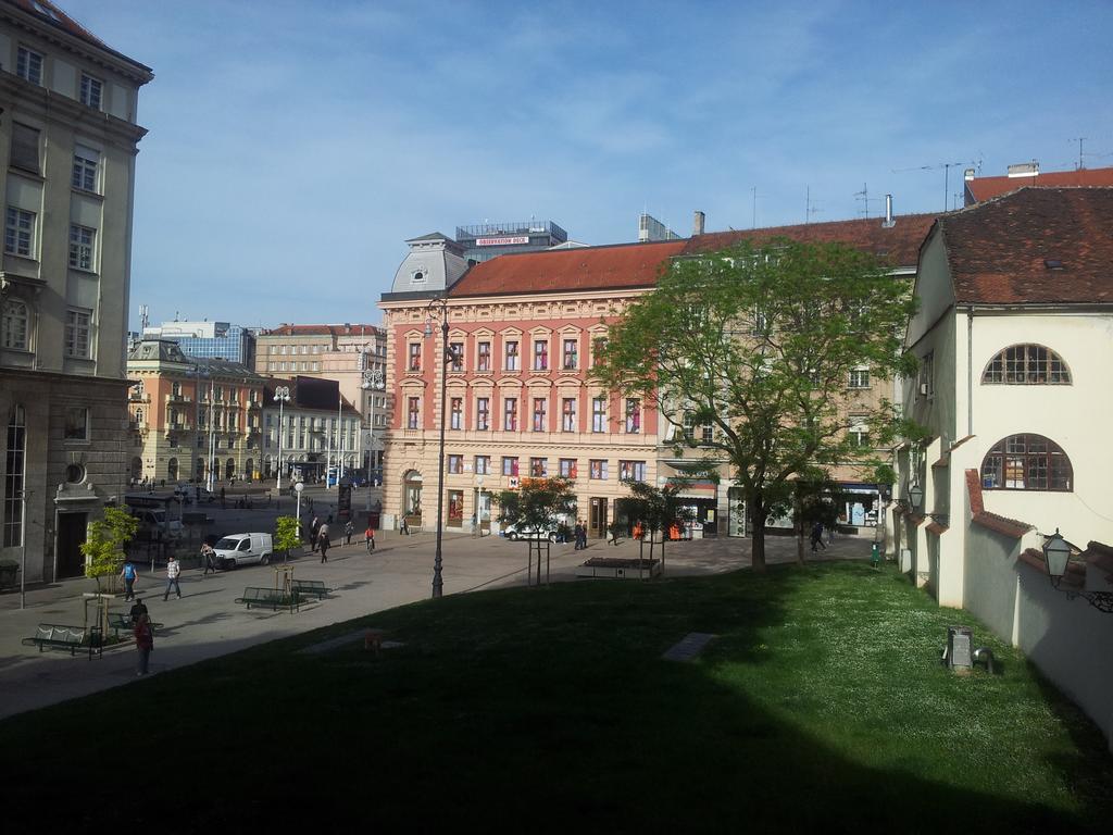 Apartment History Zagreb Oda fotoğraf